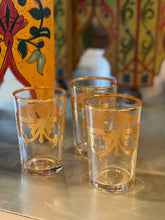 Load image into Gallery viewer, Moroccan Gold Leaf Garland Swag Glass
