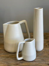 Load image into Gallery viewer, Righe Pitcher - Large