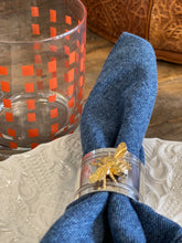 Load image into Gallery viewer, Gilded Bee Napkin Ring