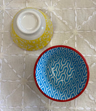 Load image into Gallery viewer, Zig Zag Pinch Pot