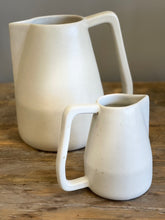 Load image into Gallery viewer, Righe Pitcher - Small