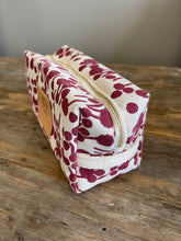 Load image into Gallery viewer, Erin Flett Dopp Bag