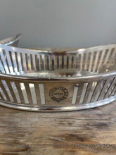 Load image into Gallery viewer, Silver Plated Hotel Bread Basket