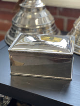 Load image into Gallery viewer, Vintage Rectangular Biscuit Box