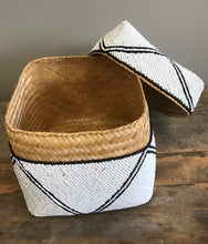 Load image into Gallery viewer, White Beaded Boxes