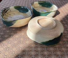 Load image into Gallery viewer, Oribe Ware Rice Bowls