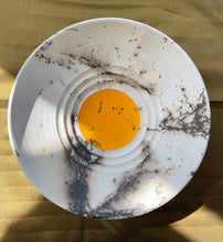 Load image into Gallery viewer, Horsehair Ribbed Bottom with Large Circle Bowl