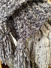 Load image into Gallery viewer, Handwoven Luxe Chenille Throw