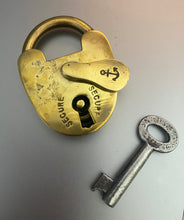 Load image into Gallery viewer, Naval London Lock with Swing Cover and Key