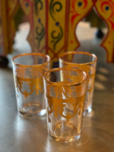 Load image into Gallery viewer, Moroccan Gold Leaf Garland Swag Glass