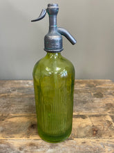 Load image into Gallery viewer, Vintage Green Ribbed Soda Siphon