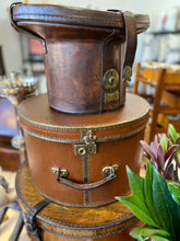 Load image into Gallery viewer, Antique Leather Top Hat Box