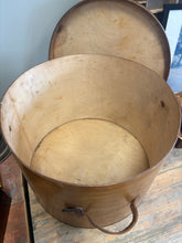 Load image into Gallery viewer, Antique Medium Wood Hat Box