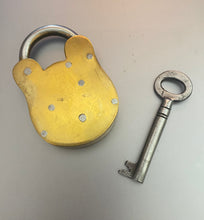 Load image into Gallery viewer, London Lock Mixed Metal with Key