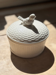 White Porcelain Lidded Basketweave Dish w/ Bird