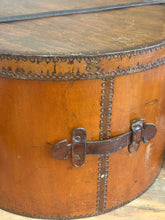 Load image into Gallery viewer, Antique Large Wood Hat Box
