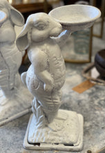 Load image into Gallery viewer, Set of Vintage Cast Iron Hares