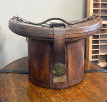 Load image into Gallery viewer, Antique Leather Top Hat Box