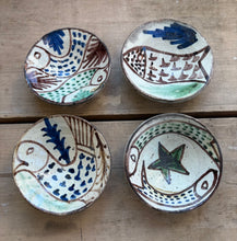 Load image into Gallery viewer, Vintage Mediterranean Bowls w/ Fish - set of 4