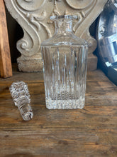 Load image into Gallery viewer, Glass Decanter