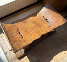 Load image into Gallery viewer, Japanese Teak Wood Head Rest