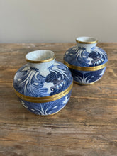 Load image into Gallery viewer, Blue and White Lidded Jar