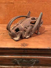 Load image into Gallery viewer, Vintage Japanese Cast Iron Cricket