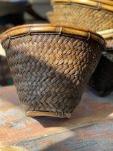 Load image into Gallery viewer, Vintage Market Basket