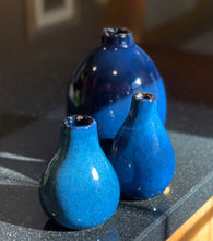 Load image into Gallery viewer, Small Cobalt Vessel