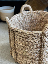 Load image into Gallery viewer, Large Seagrass Log Basket