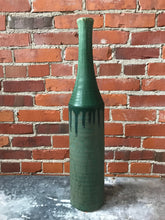Load image into Gallery viewer, Trumpet Bottle Vase